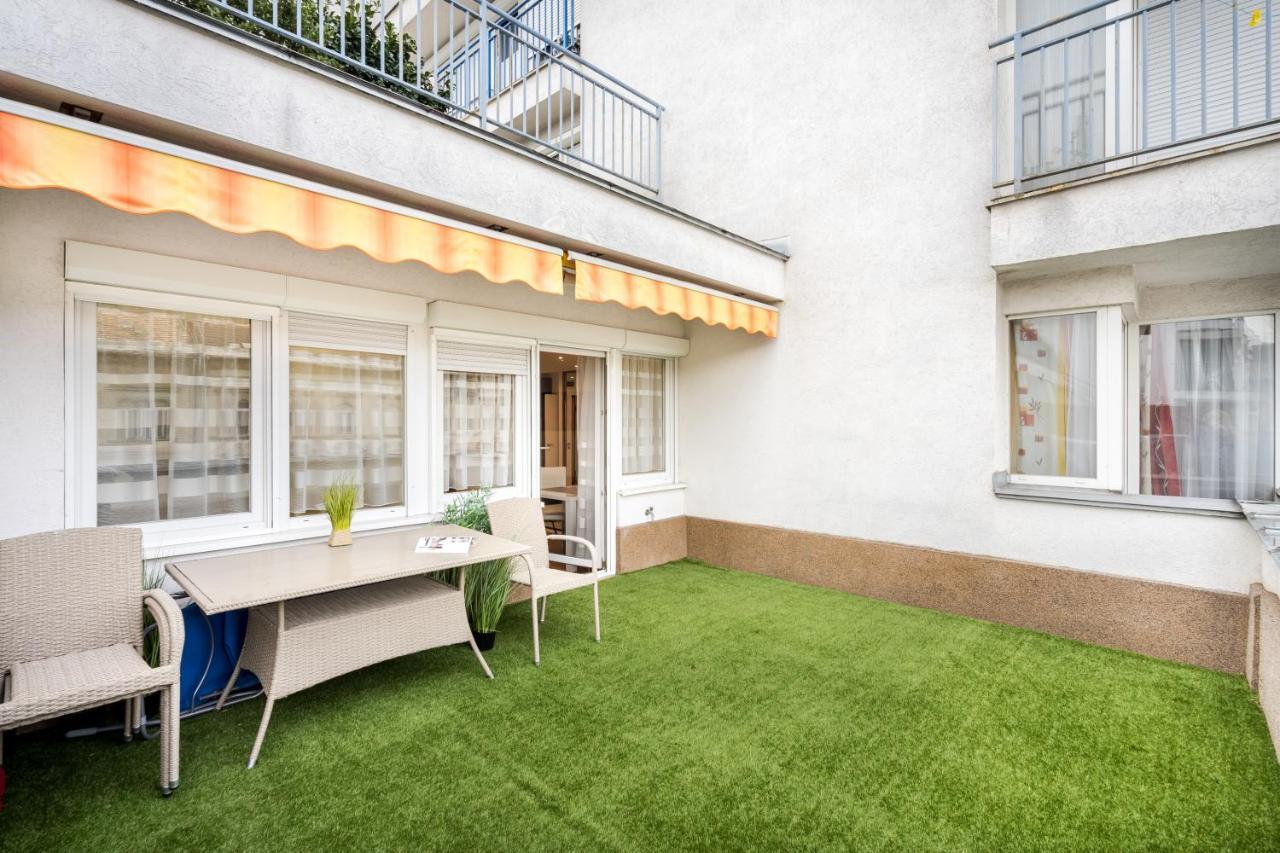 Bpr Garay Suite With Rooftop Terrace & A/C Budapest Esterno foto